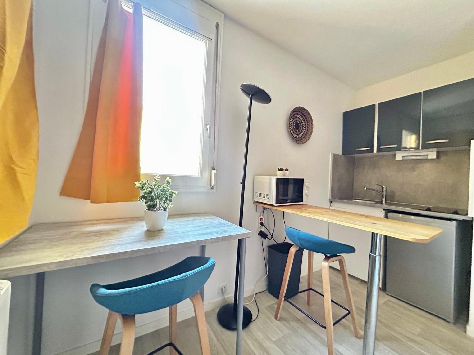 L'Emailleur Studio Cosy Et Tout Equipe Лимож Экстерьер фото